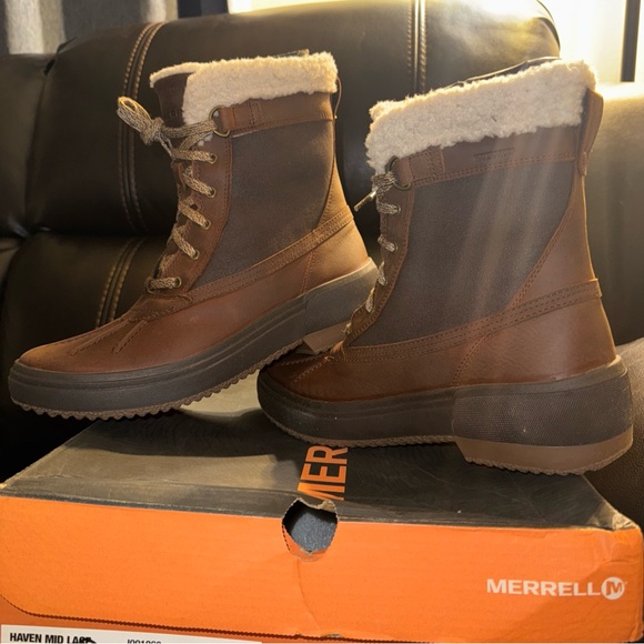 Women’s Merrell Haven Mid  Laces  Water Proof  Size 9 Color Oak  New In The Box - Picture 1 of 6